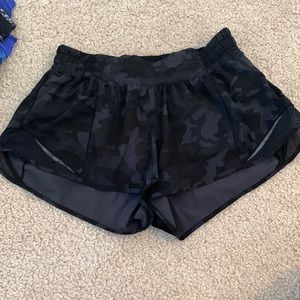 Black camo Lululemon hotty hot shorts